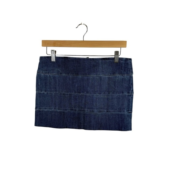 VINTAGE Y2K Current/Elliott Low Rise Denim Mini Skirt in Blue Size S (1) - Picture 1 of 10